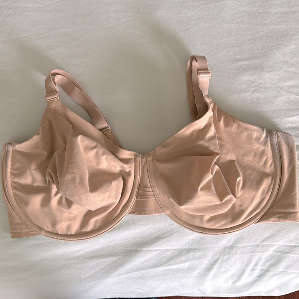 Wacoal Women’s At Ease Underwire Bra